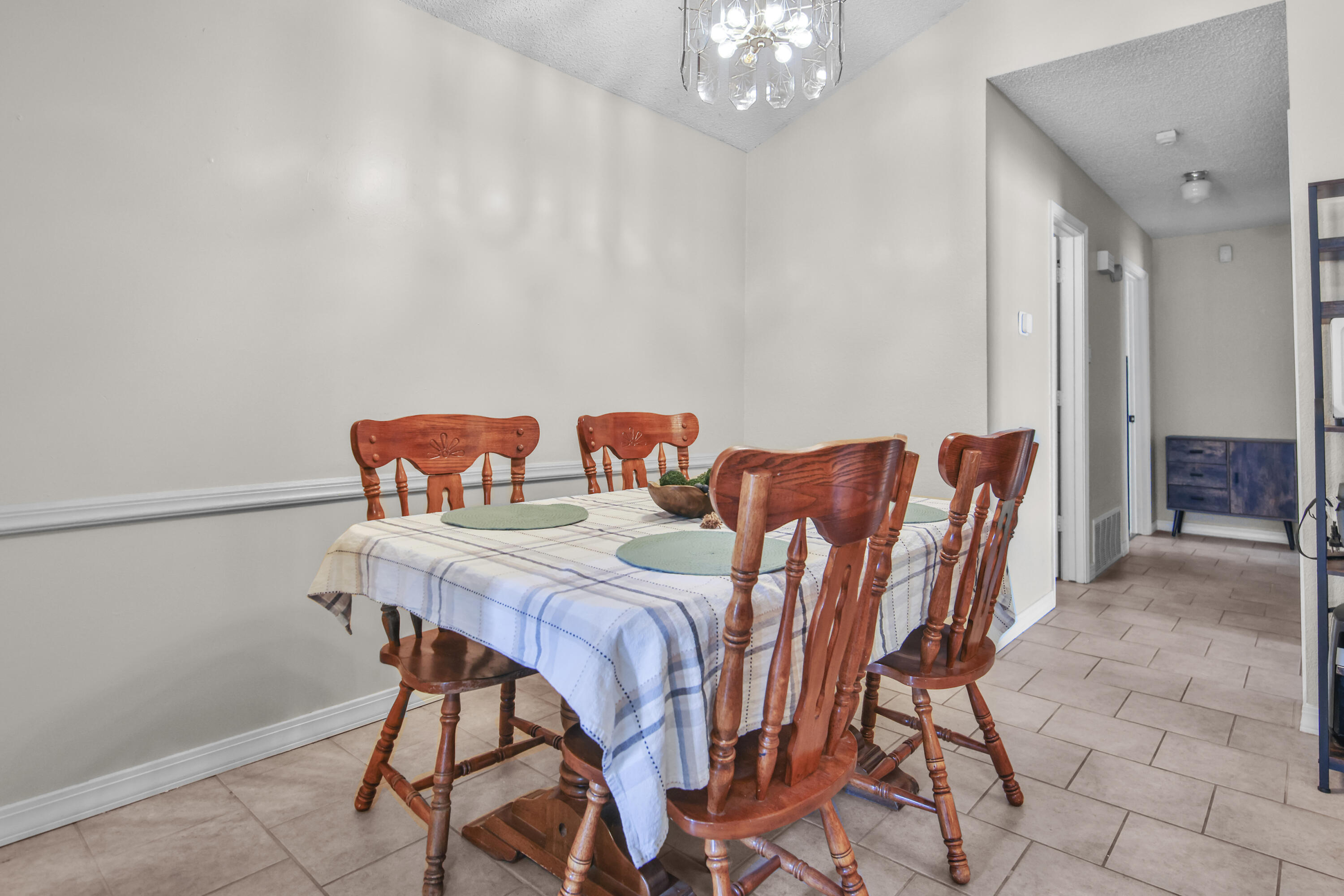 2216 86th Street Lubbock, TX 79423 - Photo 10 of 36 1L1A0433-Recovered