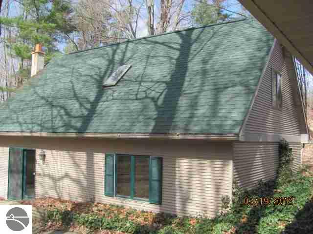 8391 East Fouch Road Traverse City, MI 49684 - Photo 8 of 25 1734128-7.JPG