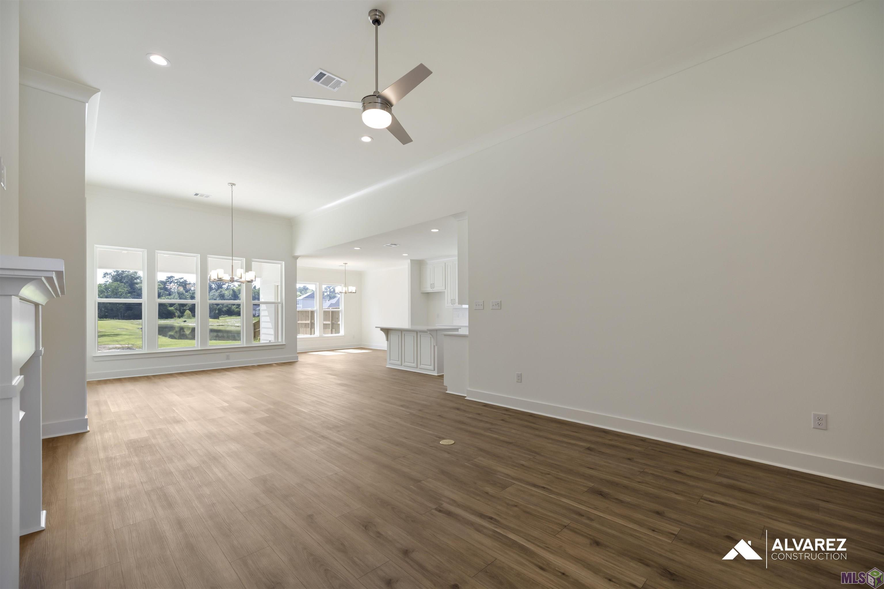 10669 Deric Avenue Denham Springs, LA 70726 - Photo 5 of 21