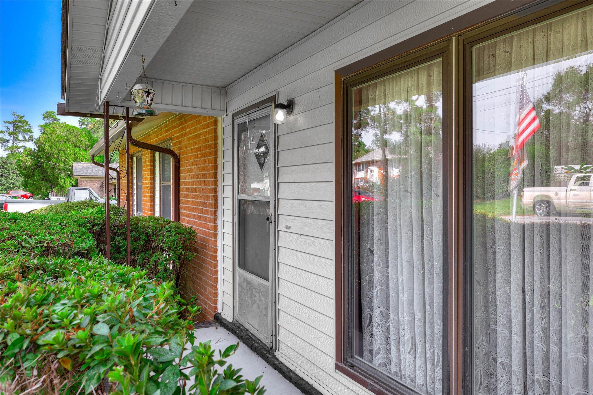 1701 Forest Creek Road Augusta, GA 30909 - Photo 5 of 41 05-105