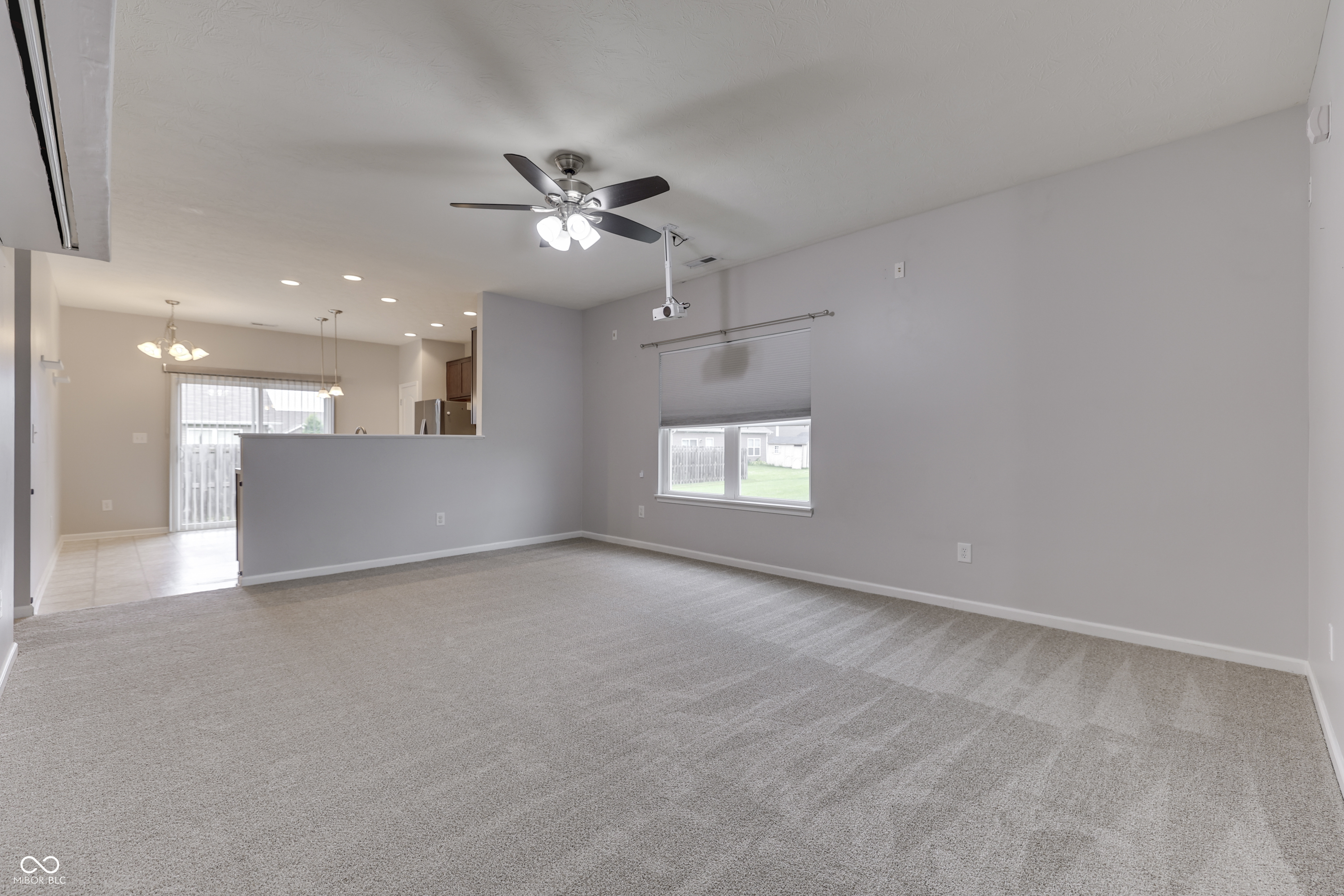 202 Longleaf Lane Greenfield, IN 46140 - Photo 6 of 39
