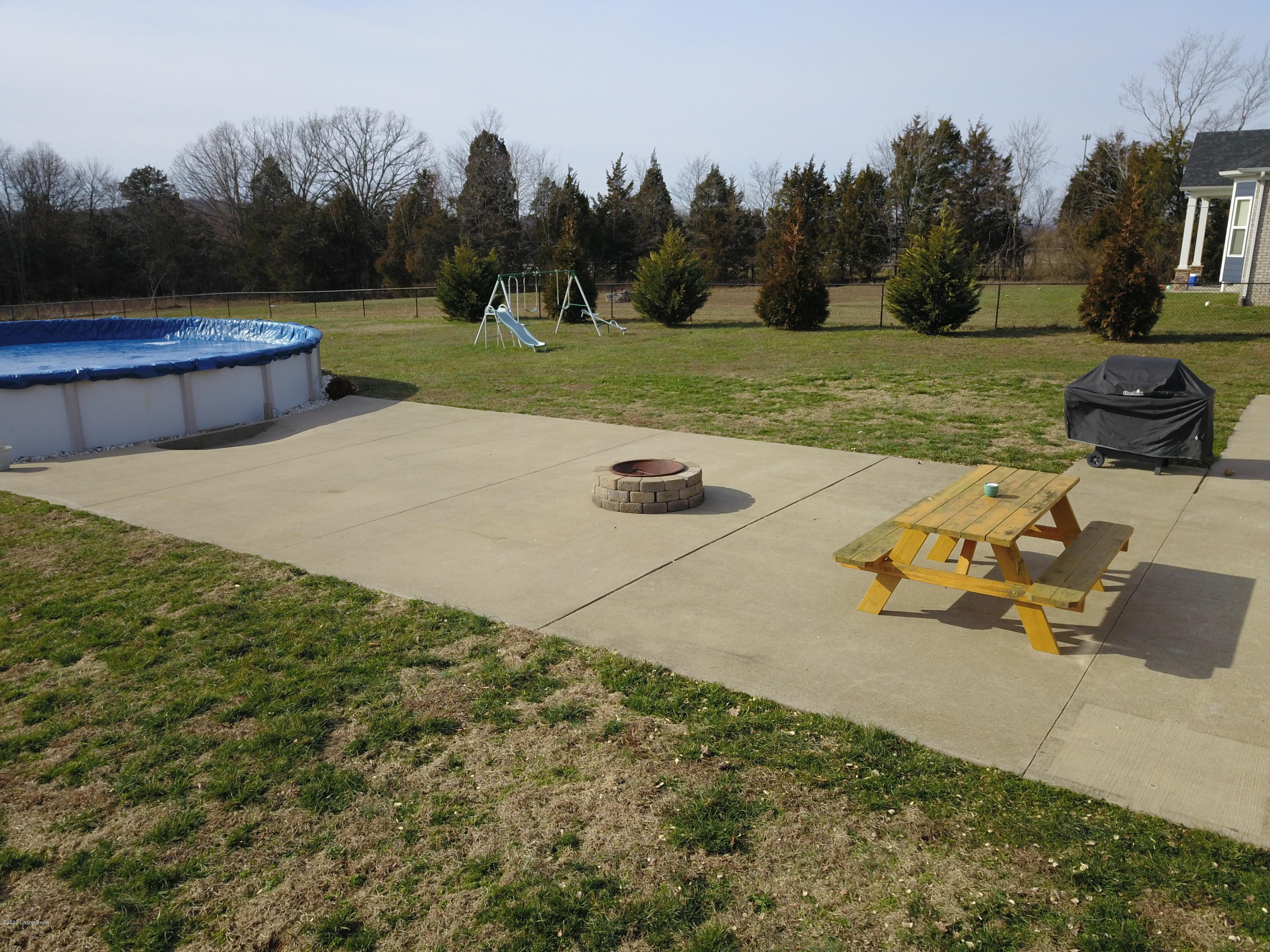 579 Cameron Ridge Road Shepherdsville, KY 40165 - Photo 34 of 39 Backyard4