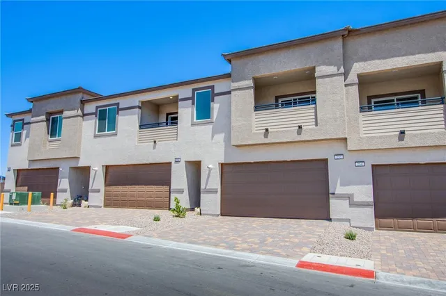 $2,000 | 252 Walsh Peak Avenue, Henderson, NV 89015