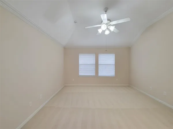 $2,250 | 6806 Haley Court, Pearland, TX 77584