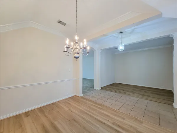 $2,250 | 6806 Haley Court, Pearland, TX 77584