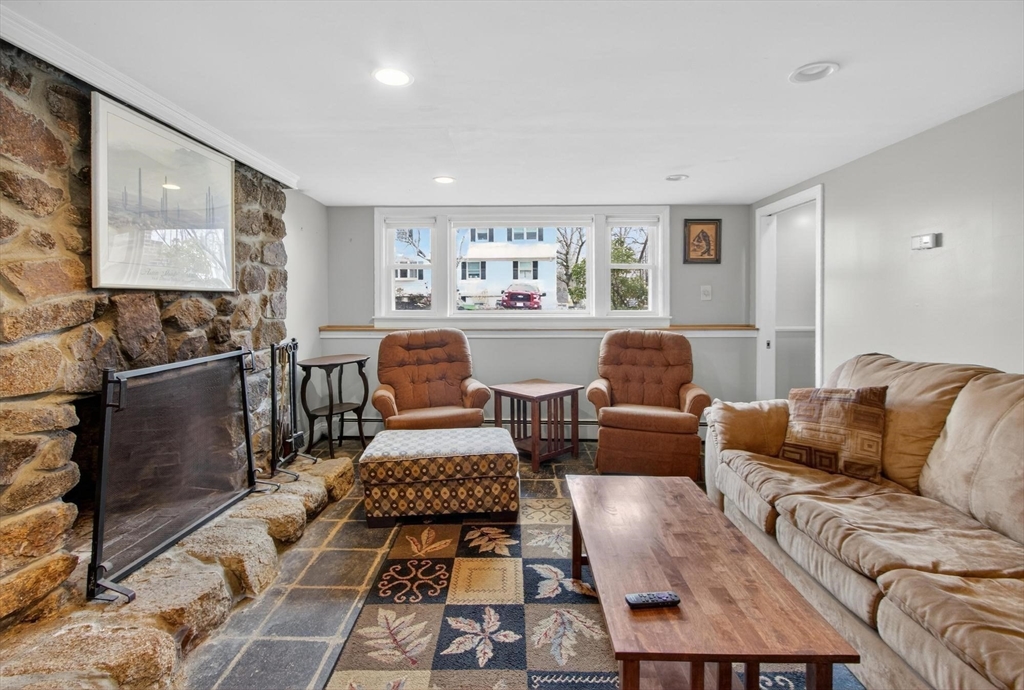 24 Oak Ridge Circle Lynn, MA 01904 - Photo 28 of 42