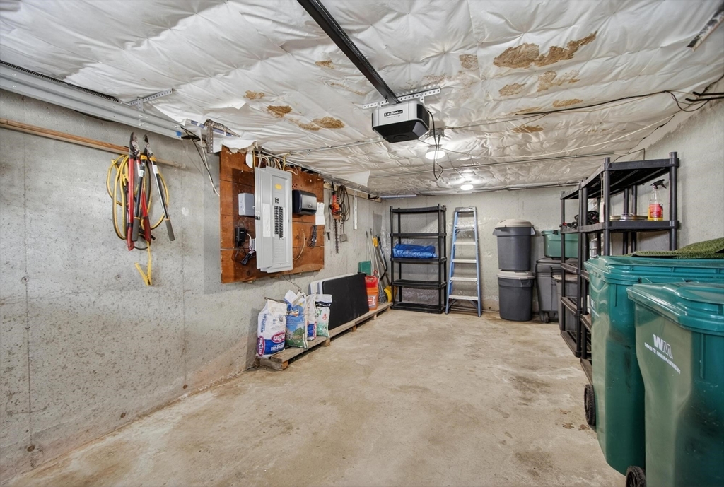 24 Oak Ridge Circle Lynn, MA 01904 - Photo 32 of 42