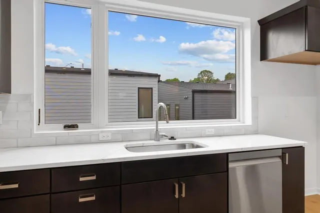 $589,268 | 1025 Pacific Street, Kansas City, MO 64106