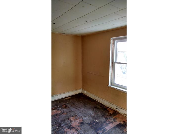 1166 South Octagon Road Camden, NJ 08104 - Photo 10 of 13