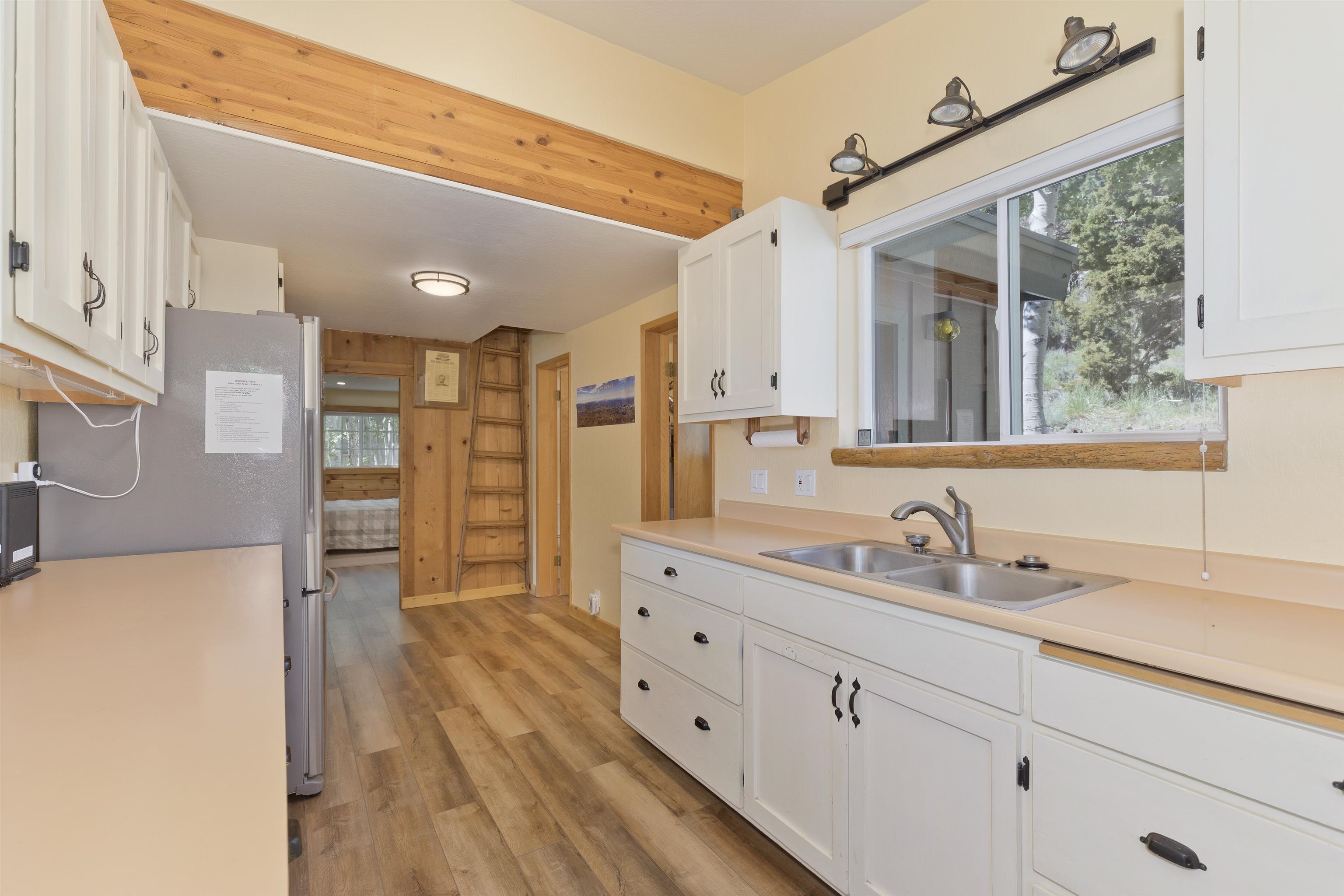379 Forest Road June Lake, CA 93529 - Photo 16 of 34 Gallery Image 16