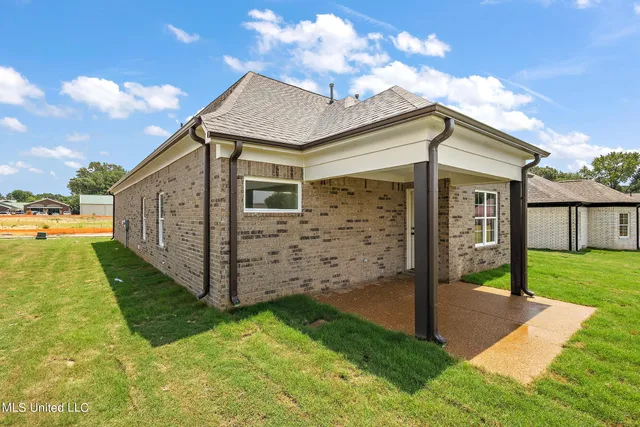 $324,900 | 6522 John Hamilton Way East, Olive Branch, MS 38654