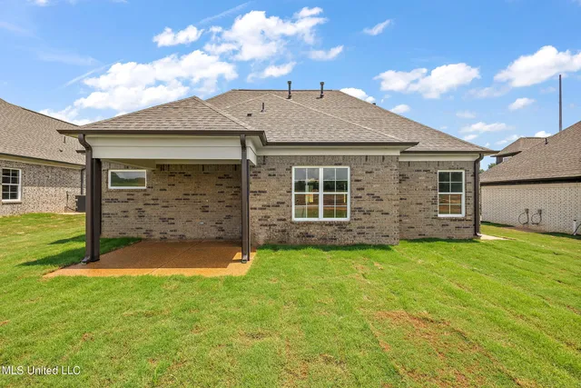 $324,900 | 6522 John Hamilton Way East, Olive Branch, MS 38654
