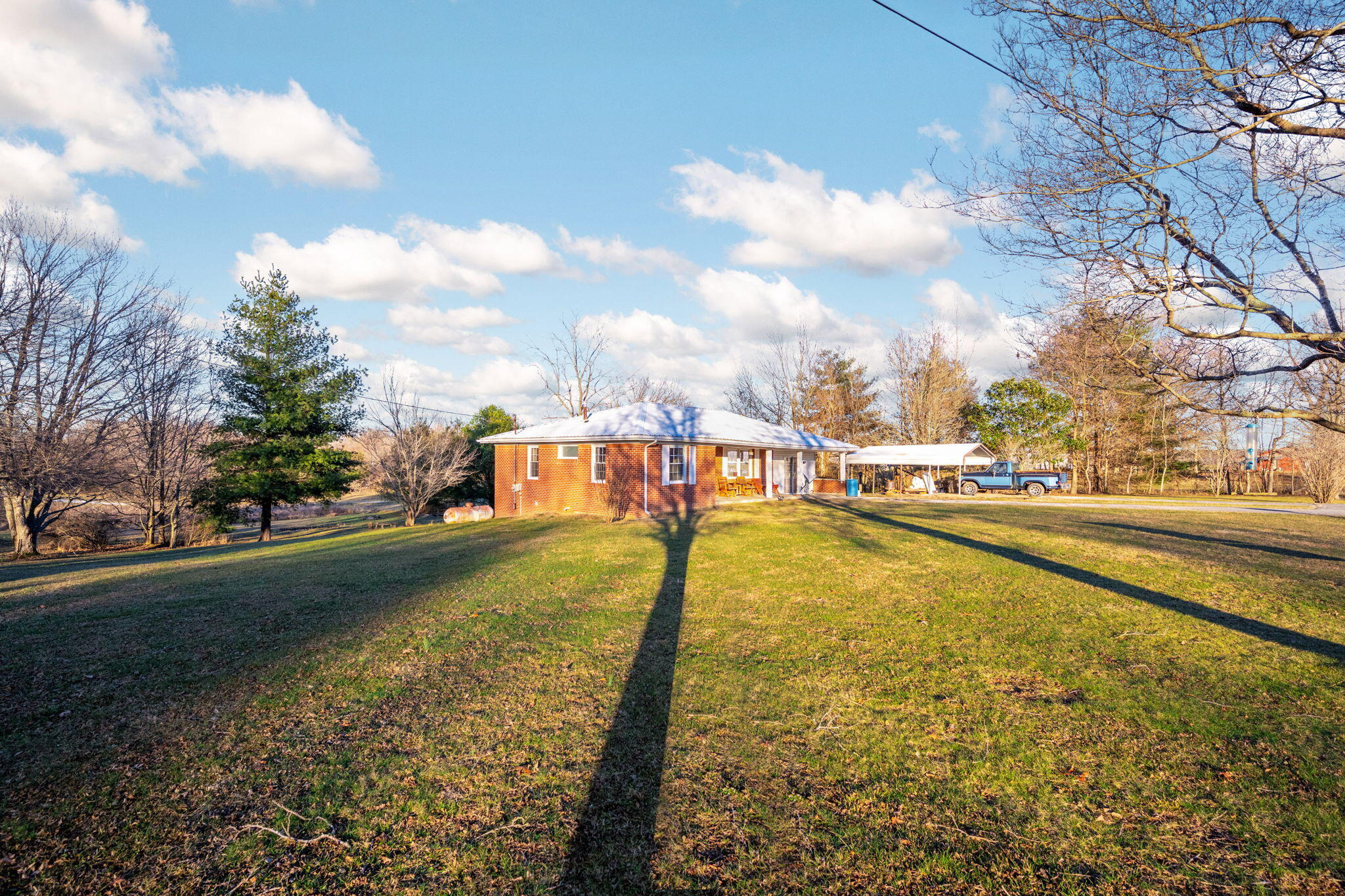 265 Shockley Road Spencer, TN 38585 - Photo 4 of 29 27-web-or-mls-DSC_7503
