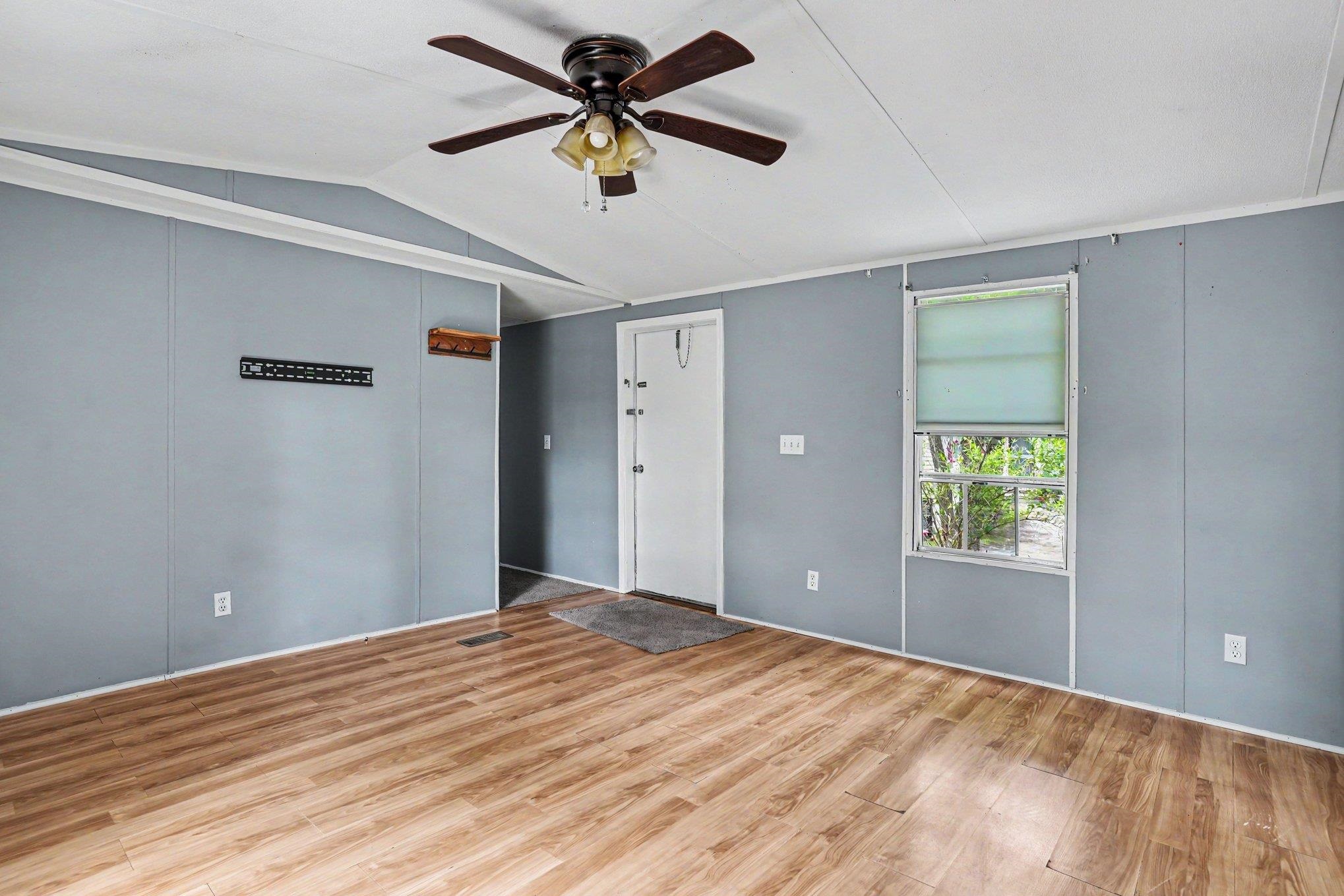 1017 Franks Lane Conway, SC 29526 - Photo 4 of 18