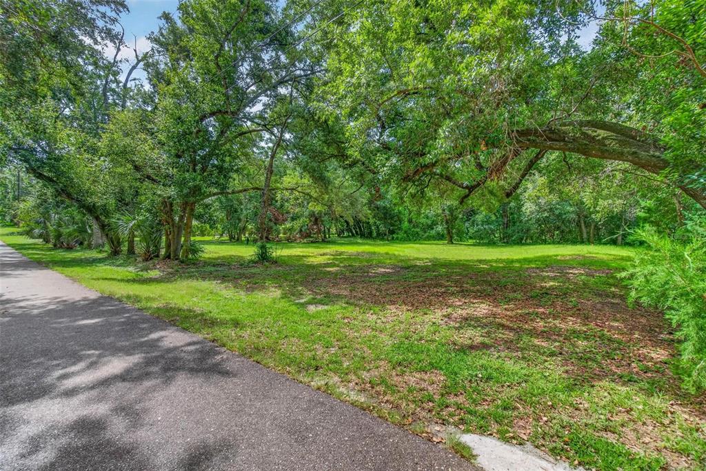 Abbey Lake Road Clearwater, FL 33759 - Photo 2 of 10 Gallery Image 2