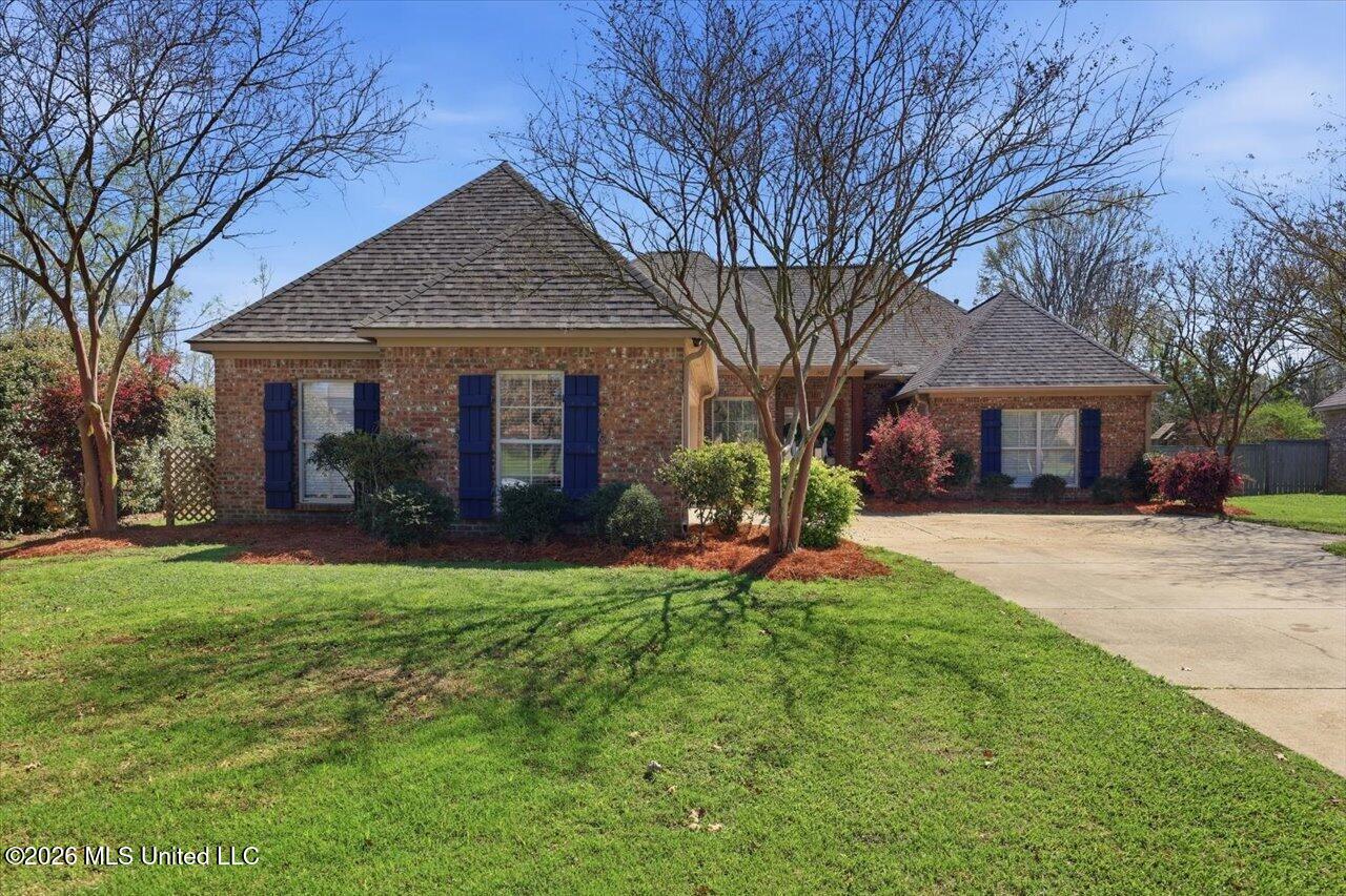 01-105 Talons Point _ Home Tours MS