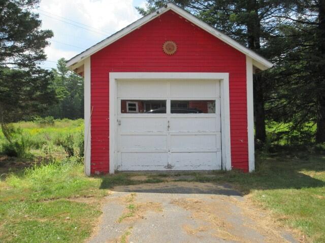 519 Togus Road Augusta, ME 04330 - Photo 11 of 20 231-124870 Garage