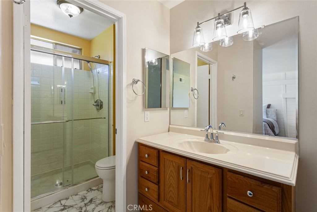28015 Tupelo Ridge Drive Valencia, CA 91354 - Photo 15 of 41 Master Bath