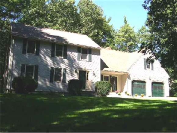 111 Hooksett Road Auburn, NH 03032 - Photo 1 of 1