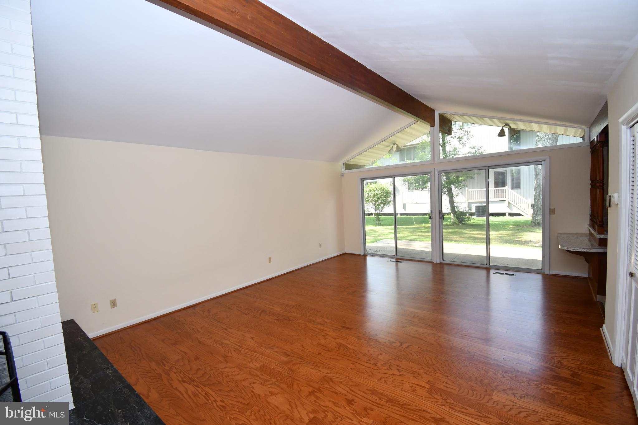 1209 Robin Road Millville, NJ 08332 - Photo 15 of 47 Family Room