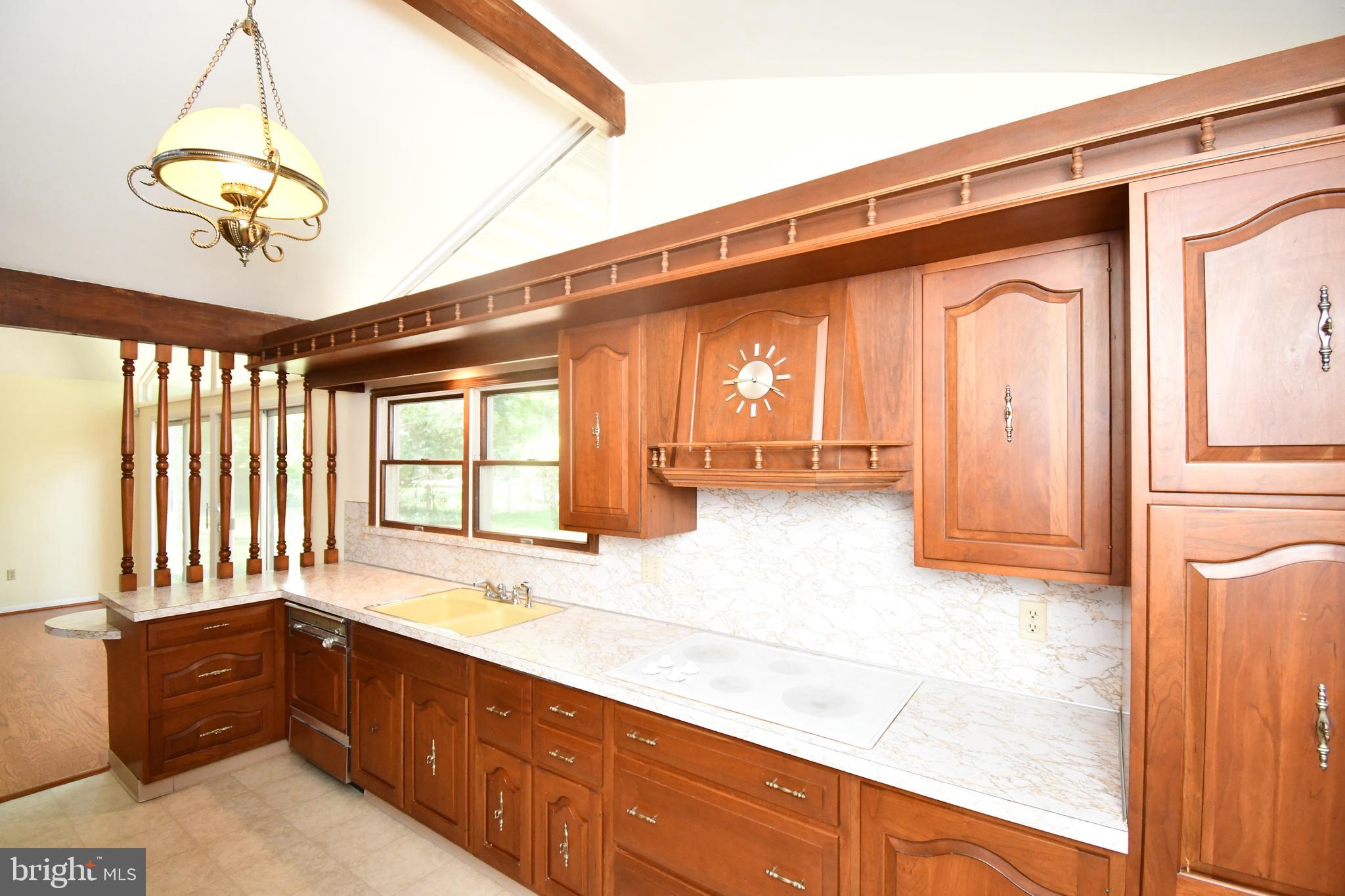 1209 Robin Road Millville, NJ 08332 - Photo 23 of 47 Kitchen
