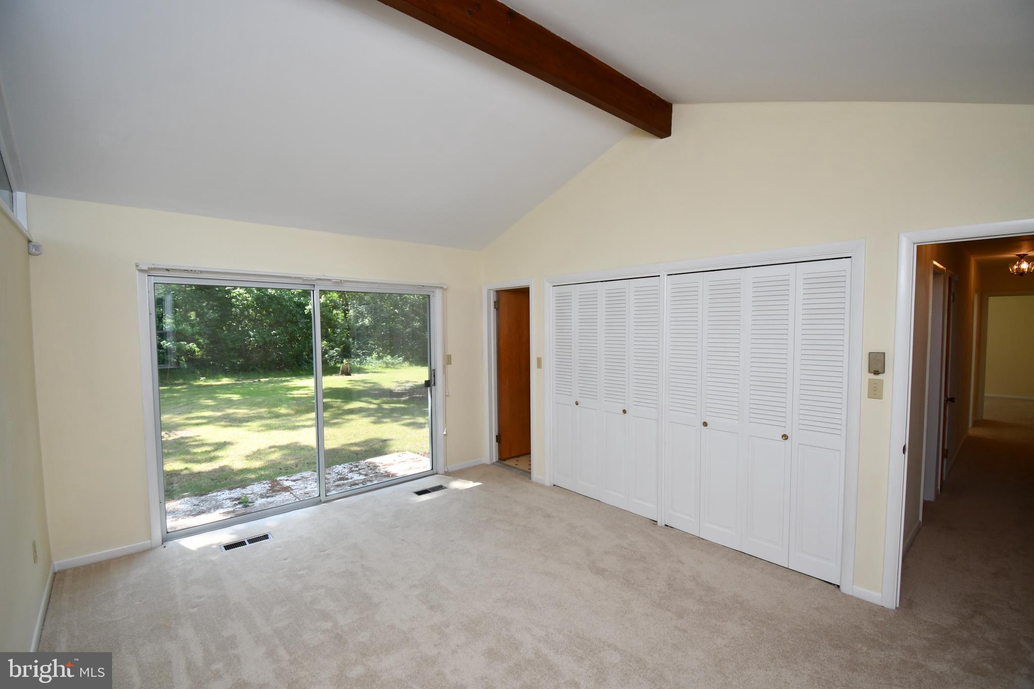 1209 Robin Road Millville, NJ 08332 - Photo 30 of 47 Main bedroom