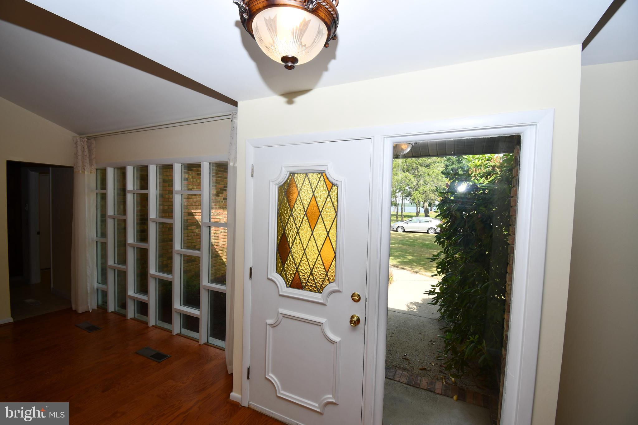 1209 Robin Road Millville, NJ 08332 - Photo 5 of 47 Front entrance