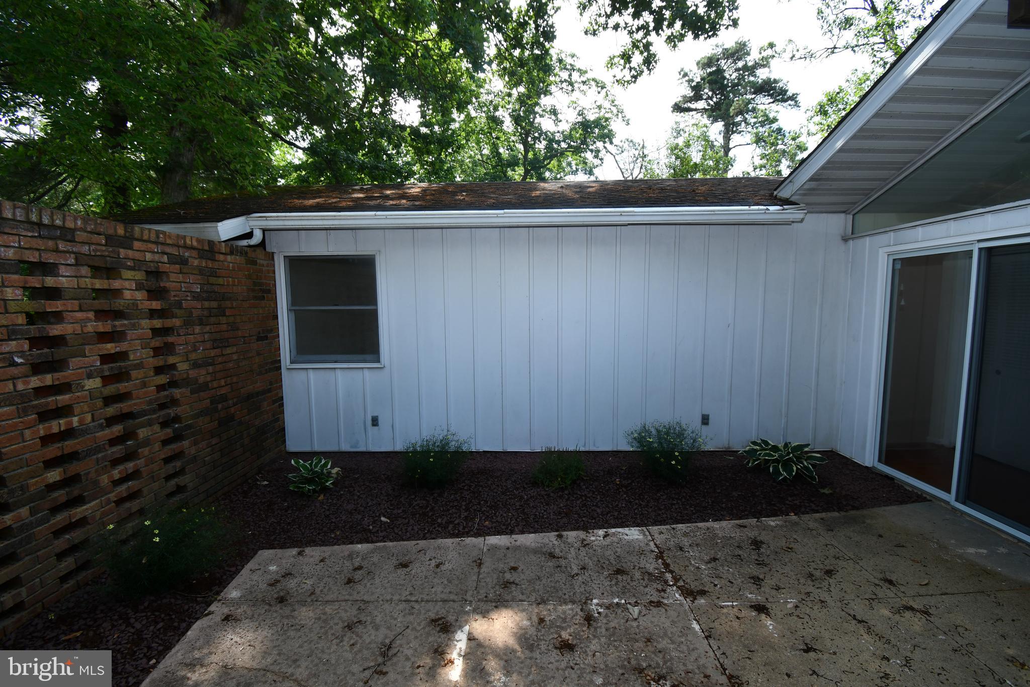 1209 Robin Road Millville, NJ 08332 - Photo 10 of 47 Atrium