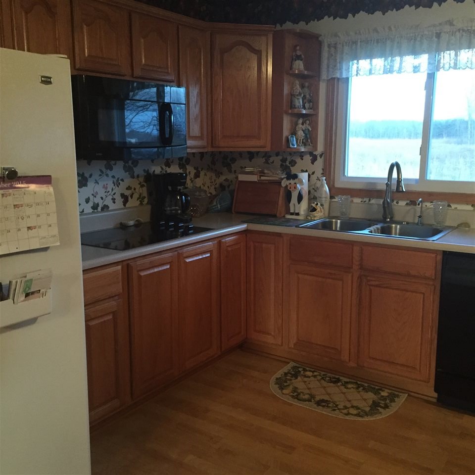 3706 North County Line Road Coleman, MI 48618 - Photo 8 of 16 1808851-7.JPG