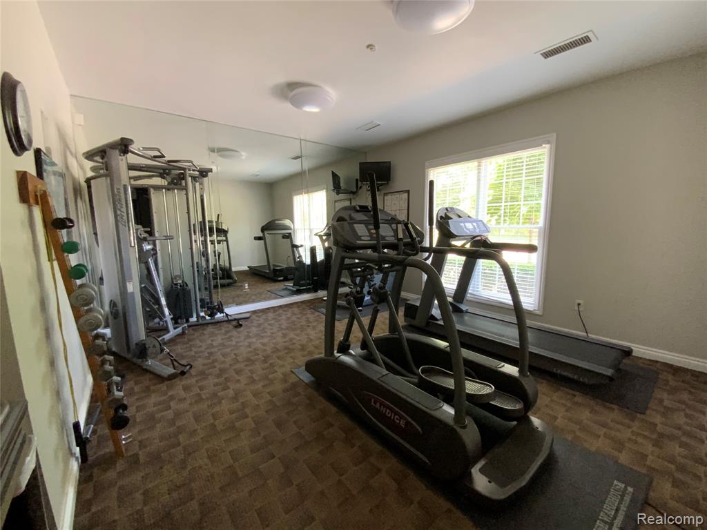 3577 Oakmonte Boulevard Rochester, MI 48306 - Photo 25 of 26