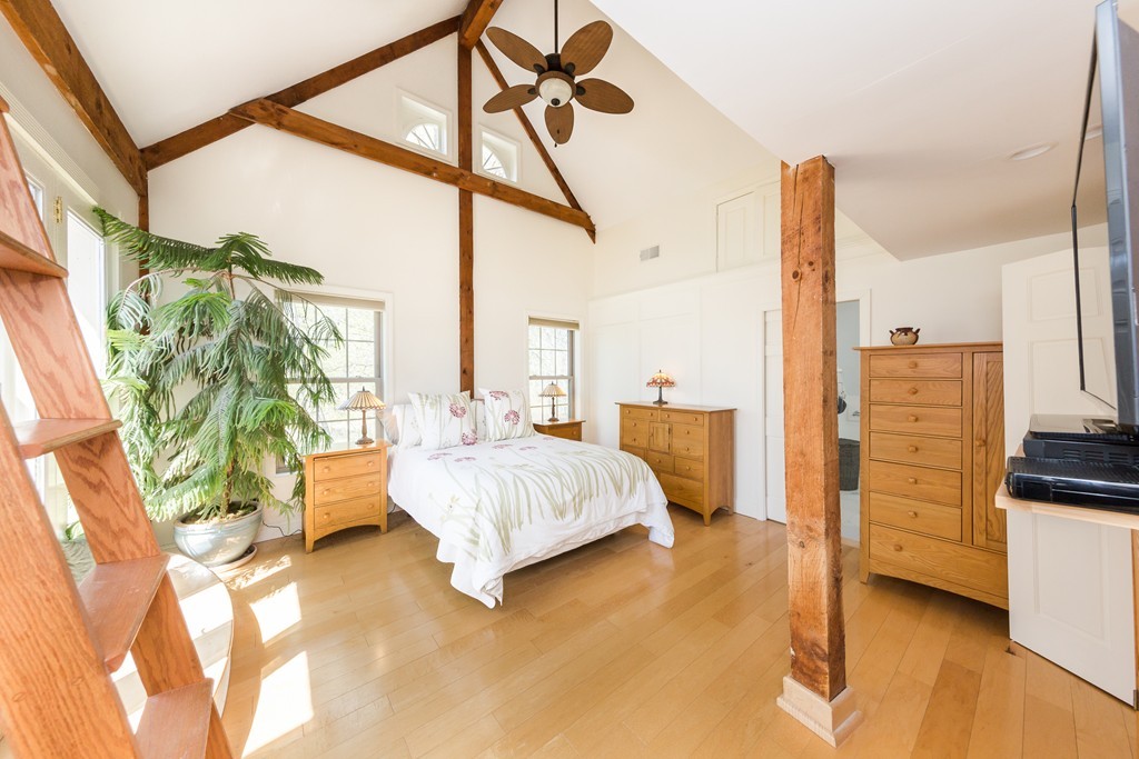 116 Pleasant Valley Road Amesbury, MA 01913 - Photo 16 of 30