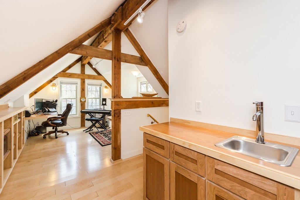 116 Pleasant Valley Road Amesbury, MA 01913 - Photo 22 of 30