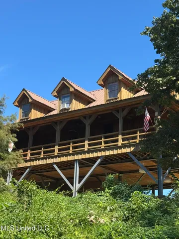 $290,000 | 4011 Lake Mary Road, Woodville, MS 39669