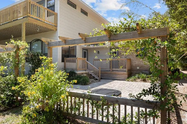 $3,000 | 1320 Trail By The Lake, DeLand, FL 32724