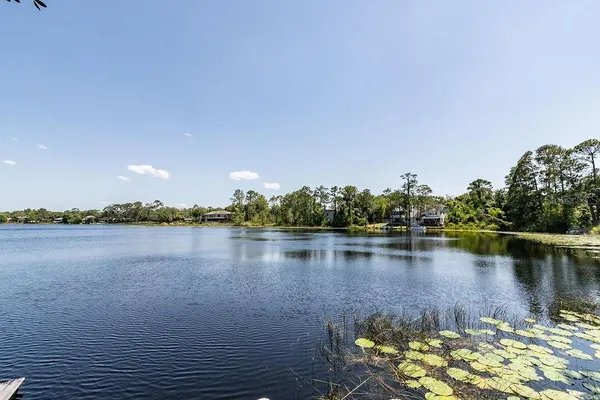 $3,000 | 1320 Trail By The Lake, DeLand, FL 32724