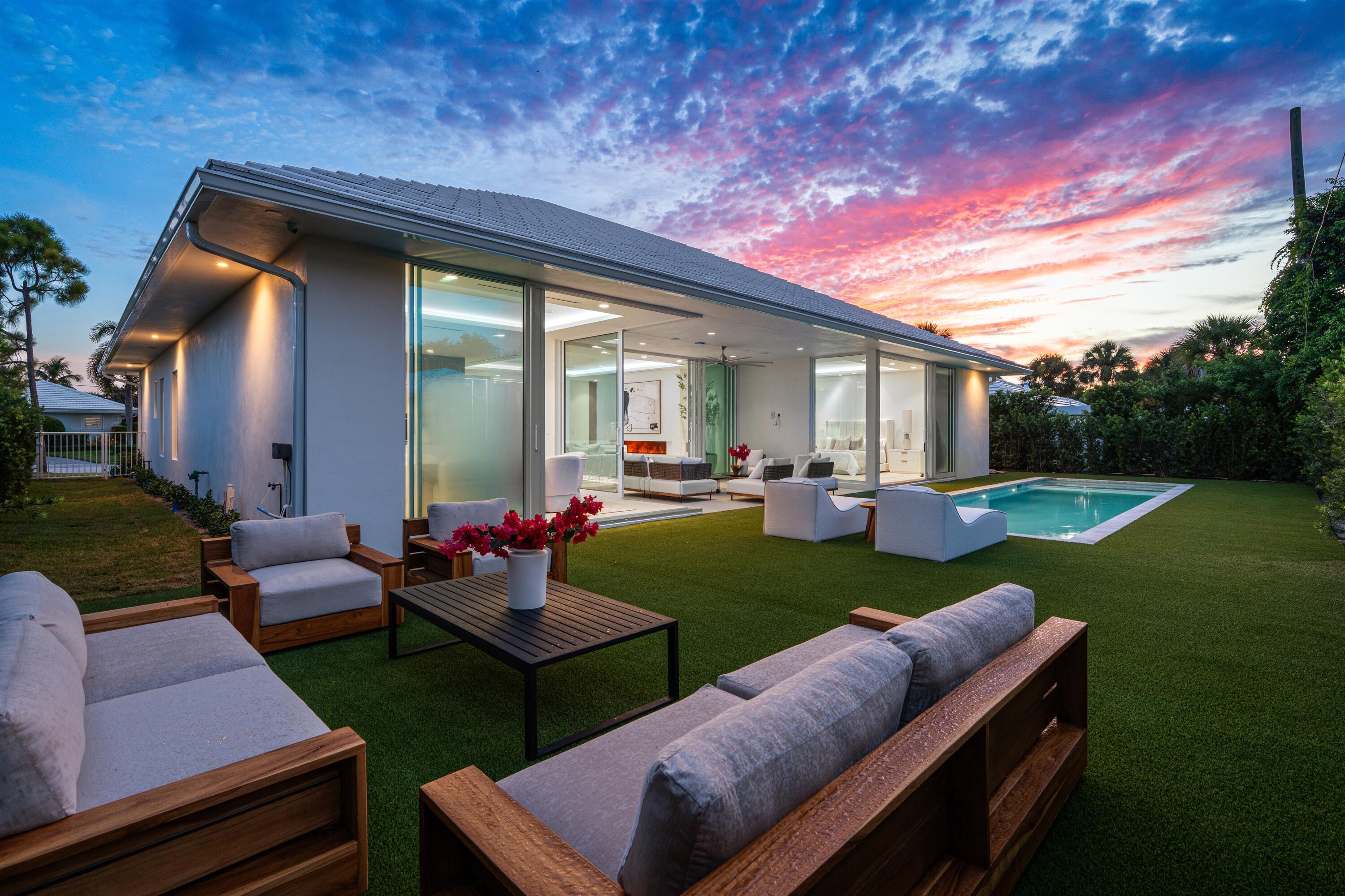 610 Juneberry Court Boca Raton, FL 33486 - Photo 44 of 45 POOL_TO_REAR_ANGLE_RIGHT_SUNSET
