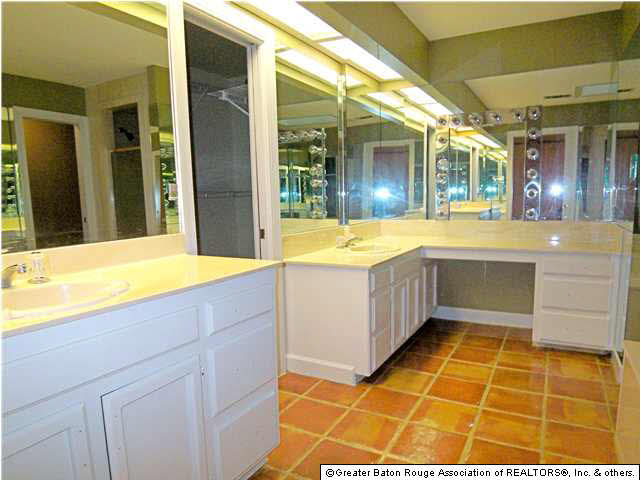 1451 Applewood Road Baton Rouge, LA 70808 - Photo 15 of 25 Gallery Image 15