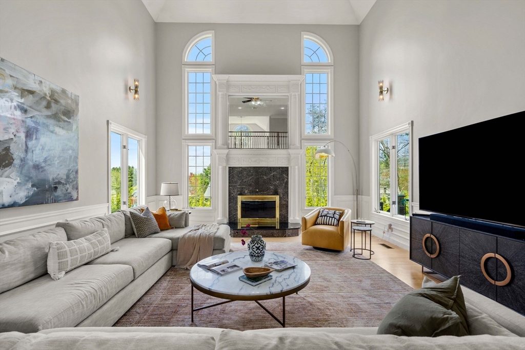 8 Hitchcock Farm Road Andover, MA 01810 - Photo 4 of 31