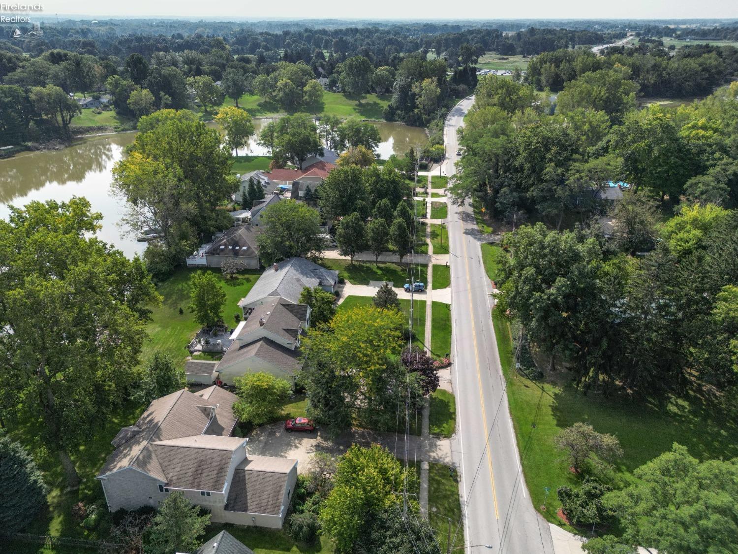 1128 Mudbrook Road Huron, OH 44839 - Photo 12 of 71 Gallery Image 12
