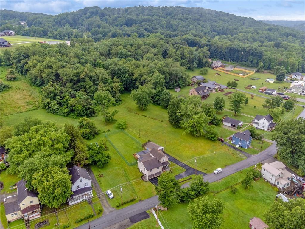 134 Trouttown Road Hunker, PA 15639 - Photo 6 of 33