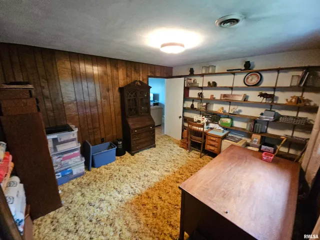 $459,900 | 9758 East Richview Road, Mount Vernon, IL 62864