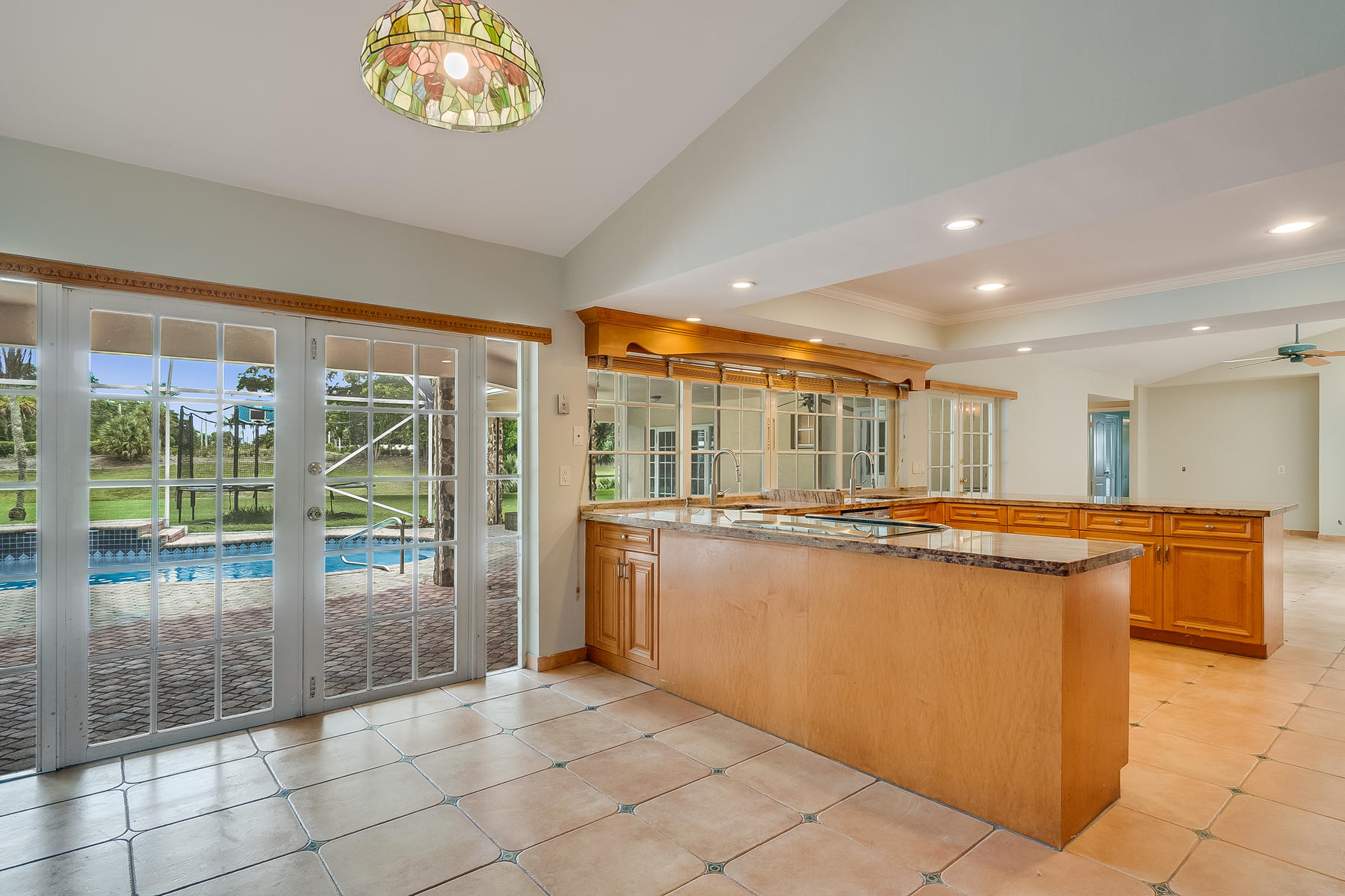 6836 Giralda Circle Boca Raton, FL 33433 - Photo 11 of 40 Large Breakfast Area