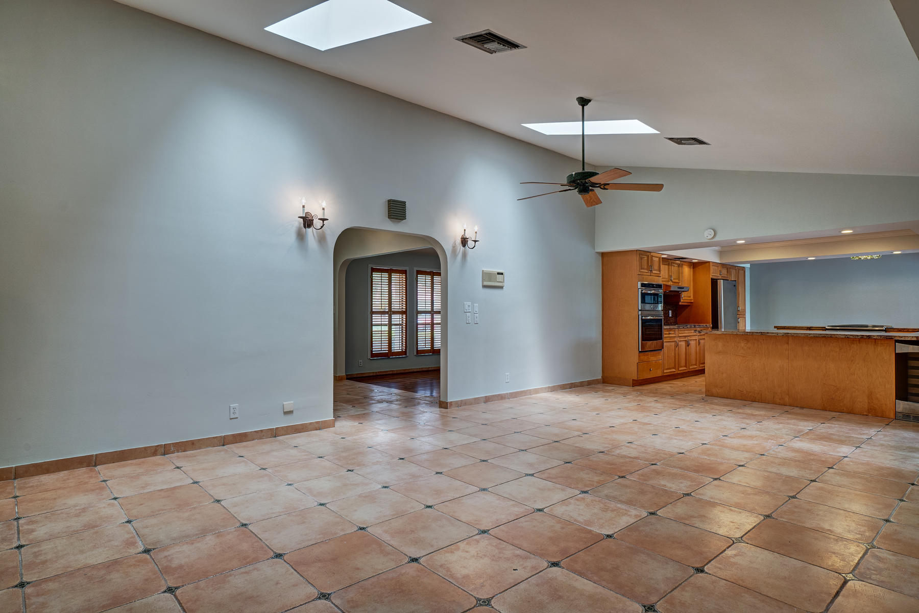 6836 Giralda Circle Boca Raton, FL 33433 - Photo 13 of 40 Lg Family Room