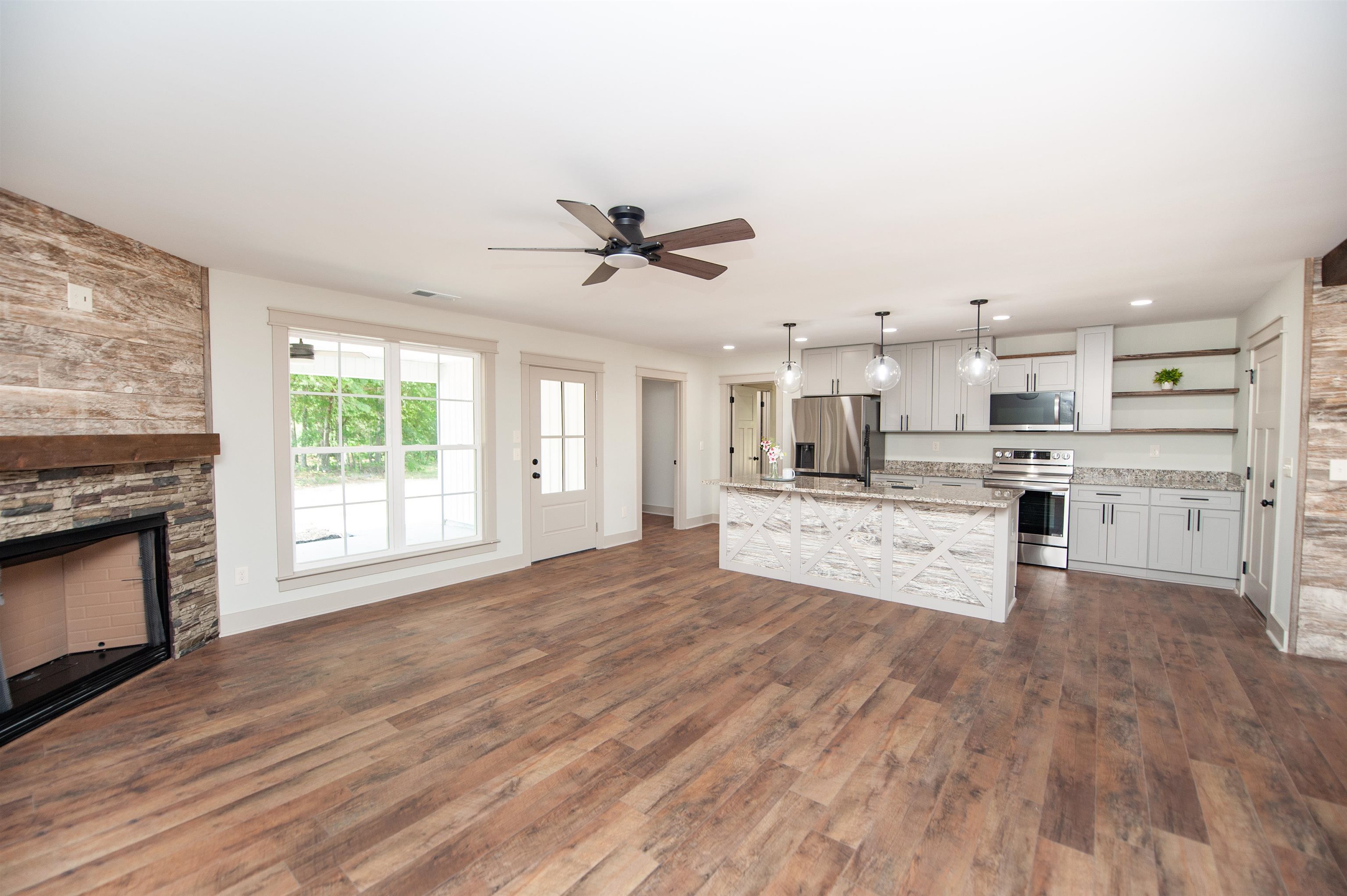 850 Blackstock Road Pauline, SC 29374 - Photo 6 of 40