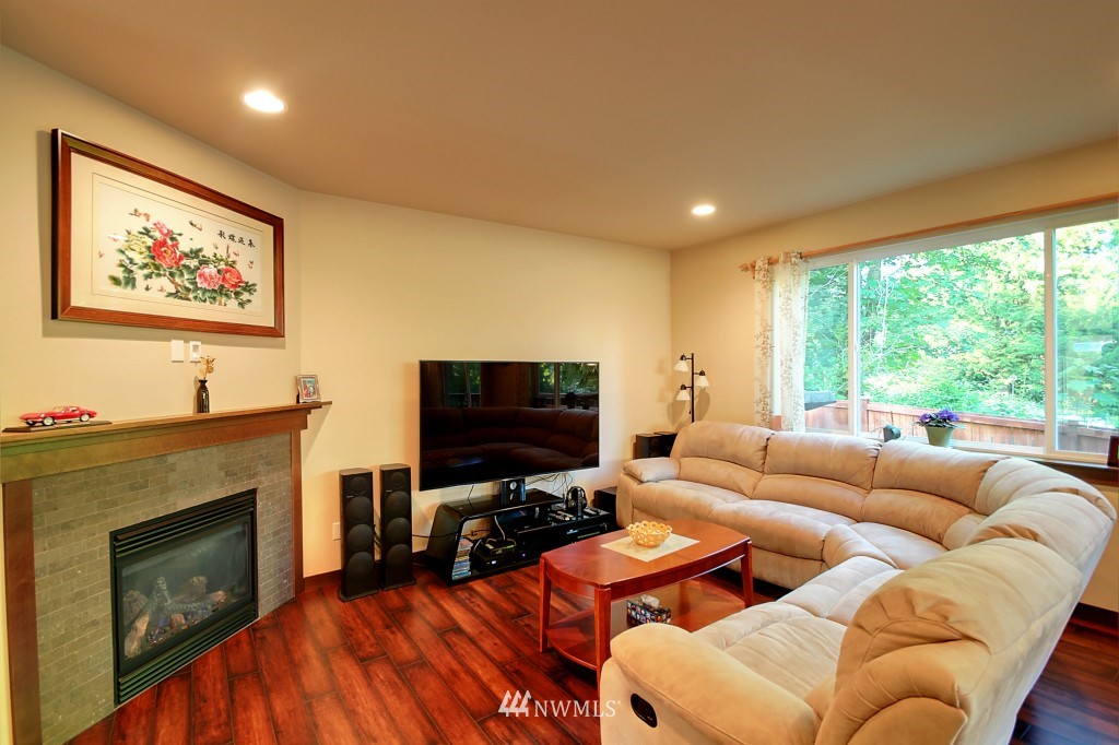 20217 3rd Drive Southeast Bothell, WA 98012 - Photo 5 of 17