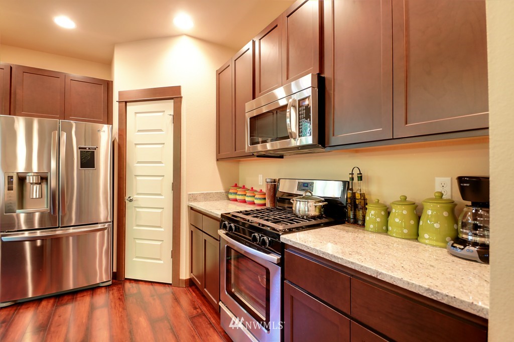 20217 3rd Drive Southeast Bothell, WA 98012 - Photo 8 of 17