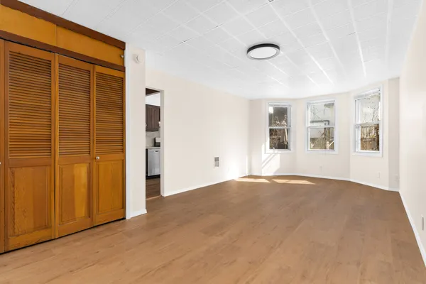 $2,800 | 60-48 Flushing Avenue, Unit 1 | Maspeth