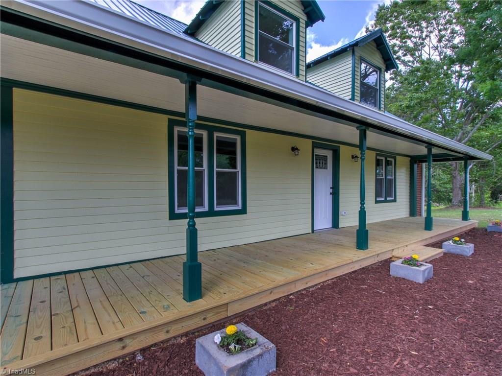 6115 Salem Chapel Road Walnut Cove, NC 27052 - Photo 3 of 27 Gallery Image 3