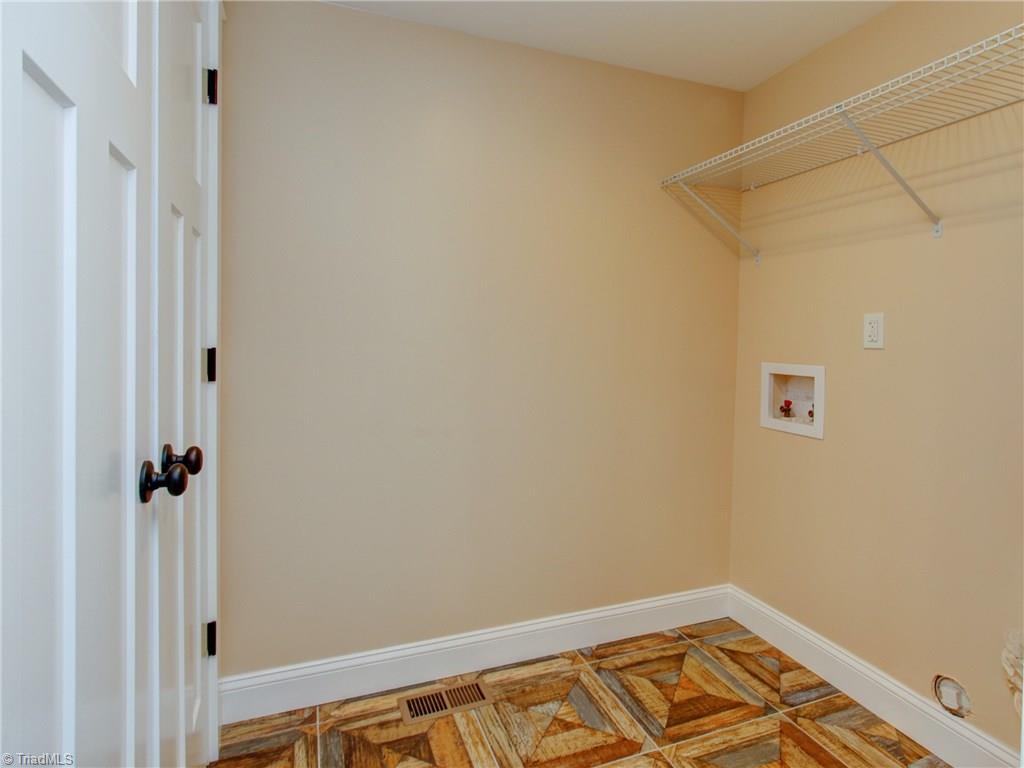 6115 Salem Chapel Road Walnut Cove, NC 27052 - Photo 6 of 27 Gallery Image 6