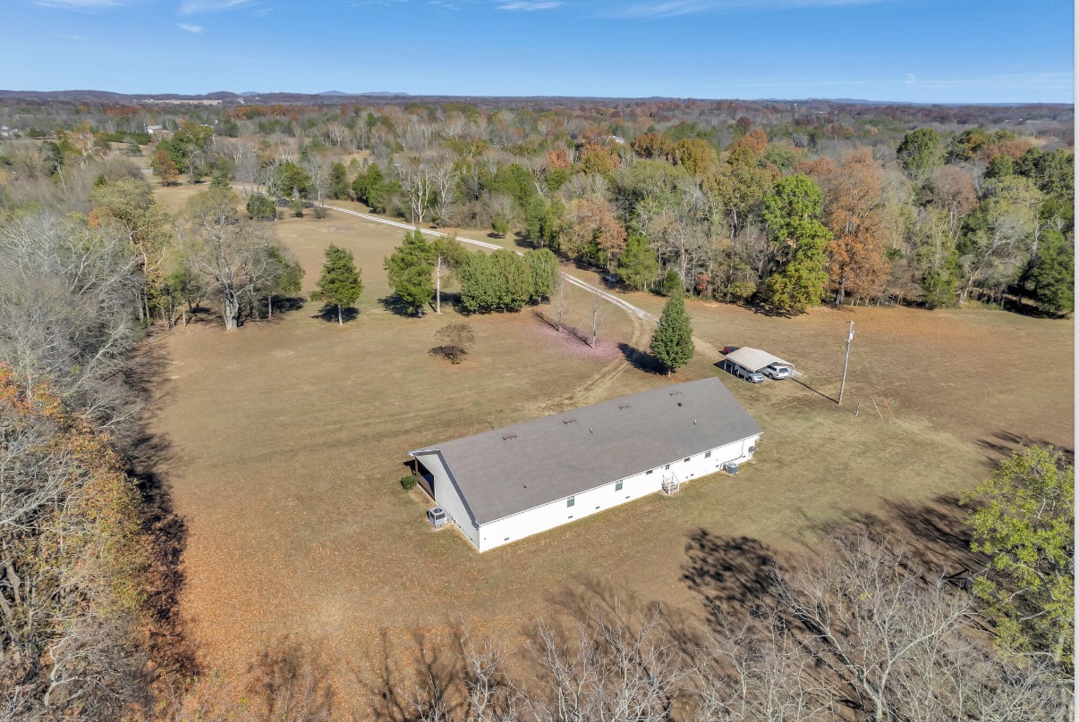 414 Sims Spring Road Shelbyville, TN 37160 - Photo 6 of 43 Gallery Image 6
